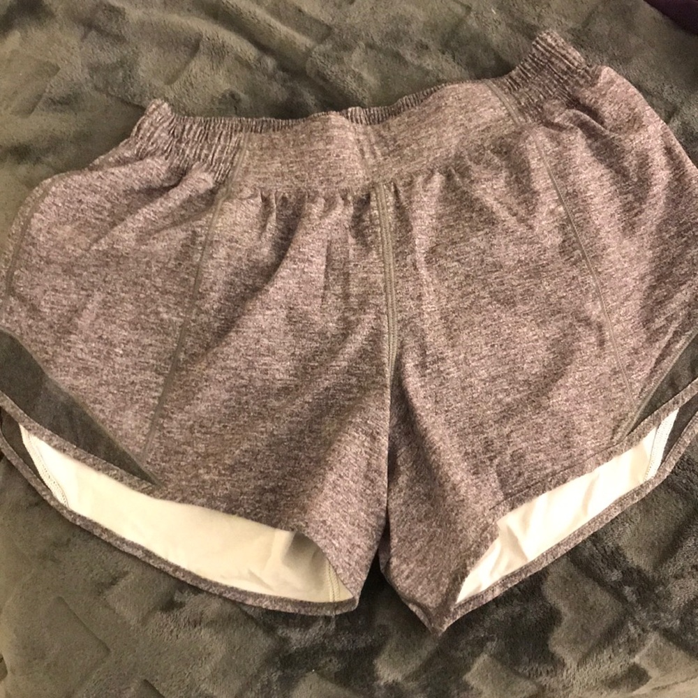 Lululemon Hotty Hot II shorts